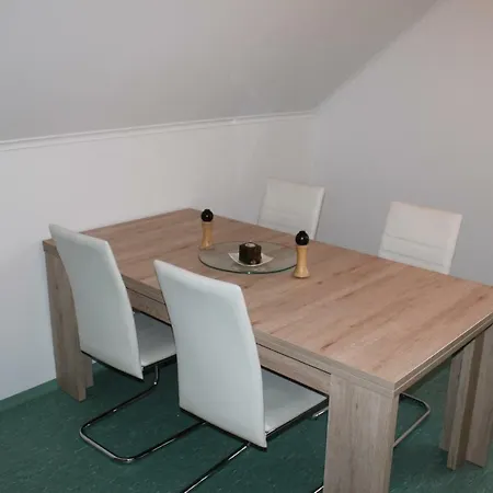 아파트 Ferienwohnung Haus L4 Mauterndorf